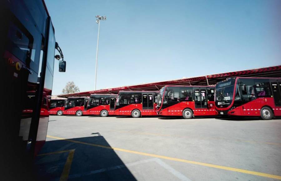 GobCDMX pone en marcha autobuses eléctricos en la Línea 3 del Metrobús