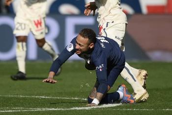 Neymar sufre esguince en el tobillo con 