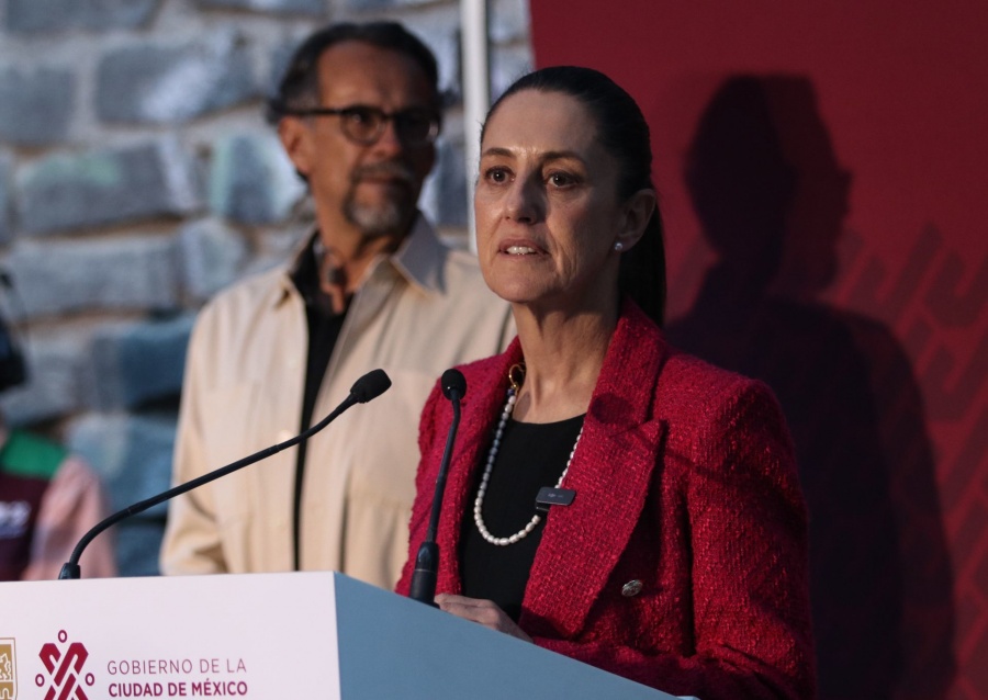 Sheinbaum apoya la decisión de que una mujer sea quien presida el INE