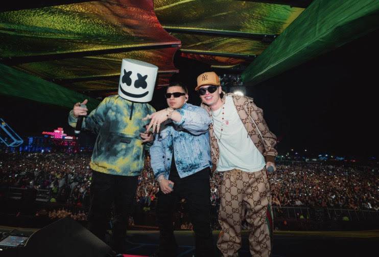 PESO PLUMA OVACIONADO EN EL EDC! MARSHMELLO INVITA A PESO PLUMA AL ESCENARIO DEL EDC