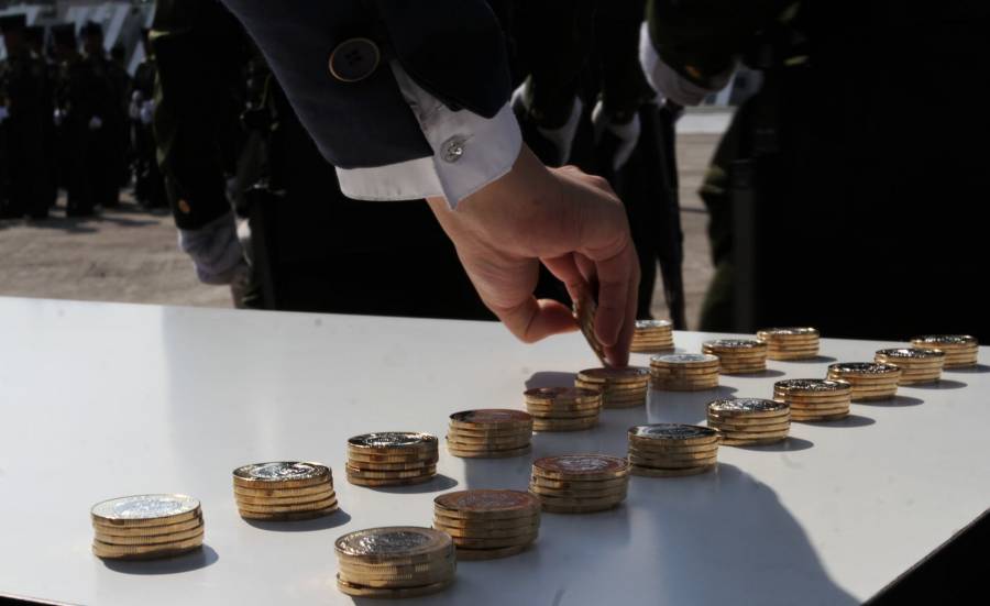 Moneda mexicana podr&iacute;a cerrar el mes con ganancias