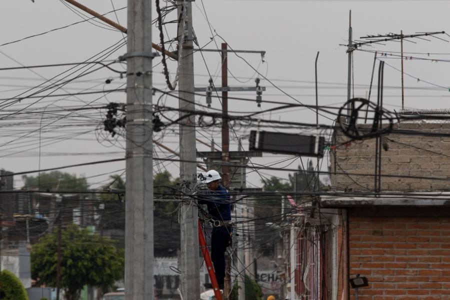 Masivo corte de energía eléctrica en varias provincias de Argentina