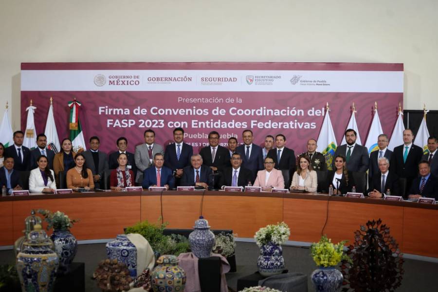 Gobierno federal firma convenios de coordinaci&oacute;n FASP 2023 con 11 entidades