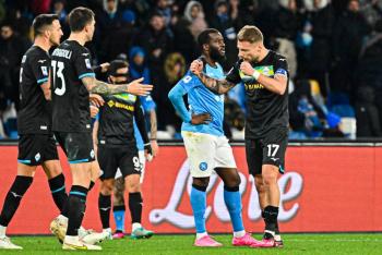 Lazio sorprende al Napoli y se pone segundo en la Serie A