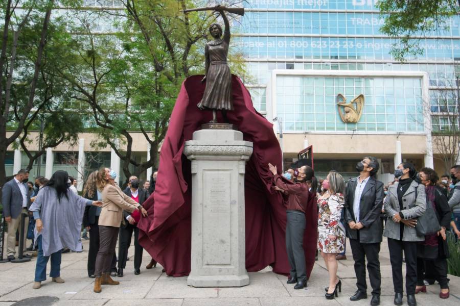 Nuevas esculturas en Paseo de las Hero&iacute;nas reivindican la historia de las mujeres en M&eacute;xico