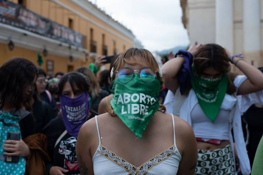 Morena propone nueva iniciativa para la despenalización del aborto