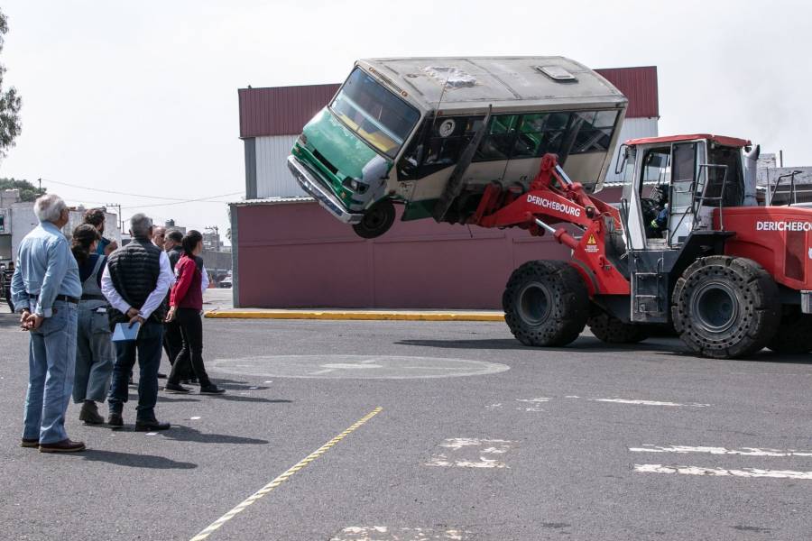 Gobierno de la CDMX busca chatarrizar 3 mil 315 unidades de transporte p&uacute;blico