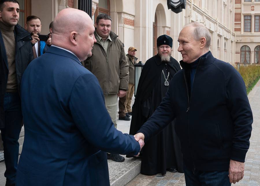 Visita Putin la península ucraniana de Crimea, anexada por Rusia