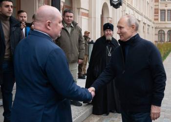 Visita Putin la península ucraniana de Crimea, anexada por Rusia