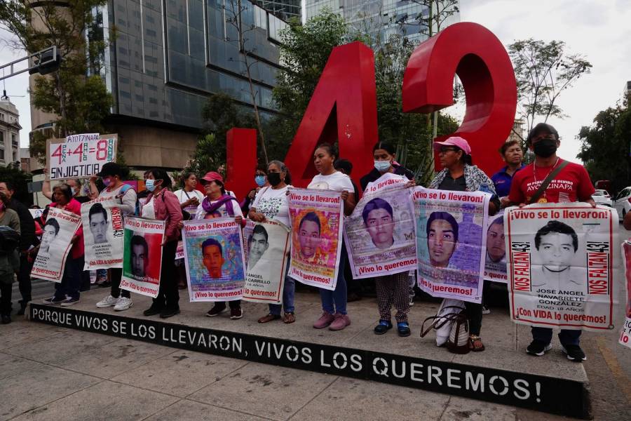Capturan a policías municipales y estatales de Guerrero por caso Ayotzinapa
