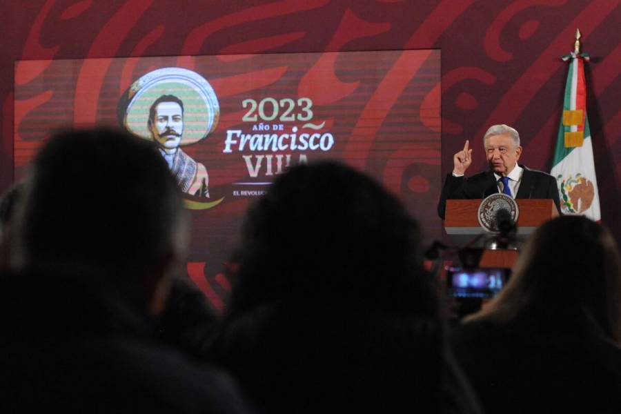 Necesario, renovar la vida pública y los medios de información del país: AMLO