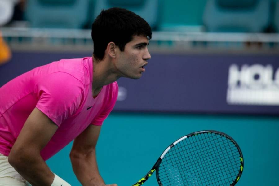 Carloz Alcaraz avanza en la segunda ronda del Abierto De Miami