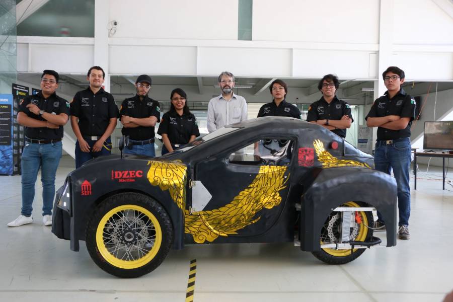 Primer vehículo eléctrico creado en la UNAM se prepara para competir en EEUU