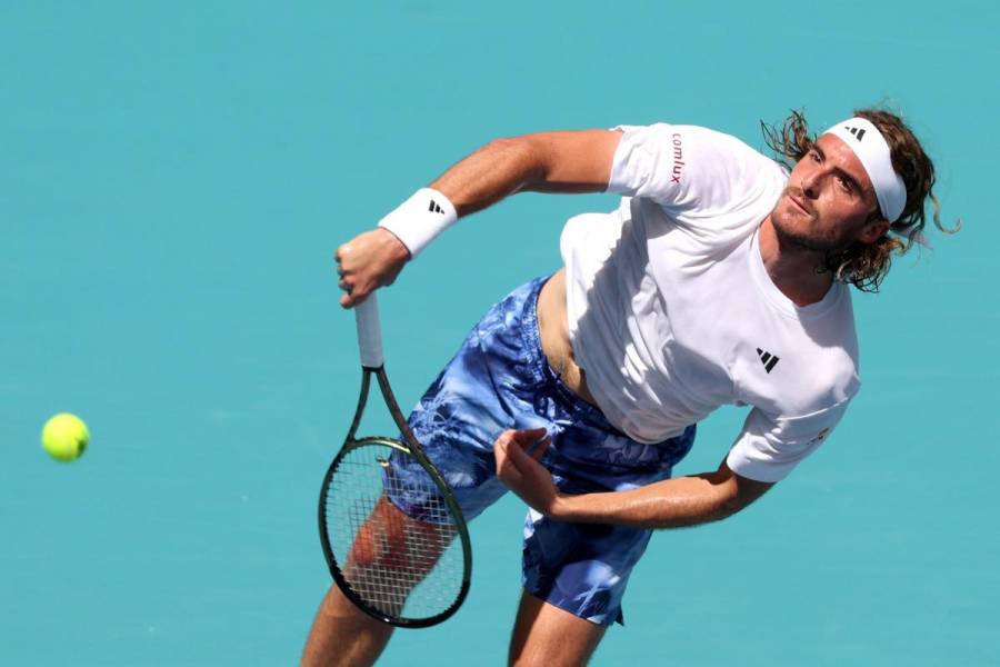 Tsitsipas se presenta con victoria y avanza en el abierto de Miami