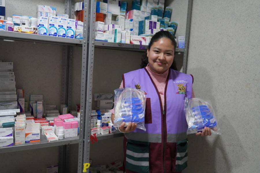 Inauguran en Neza primera farmacia gratuita