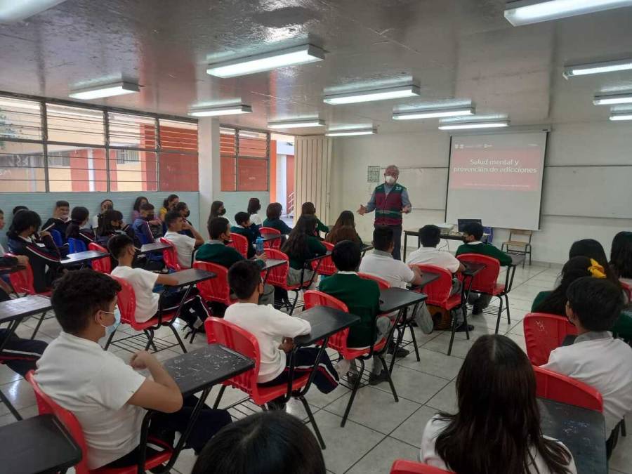 Realizan acciones para prevenir adicciones en escuelas de la CDMX