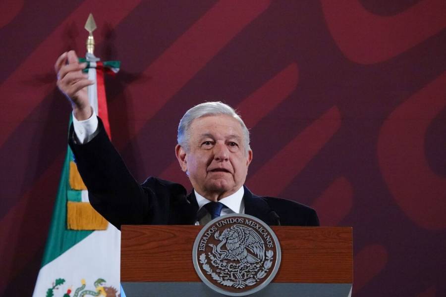 AMLO llama a nuevos consejeros del INE a bajarse el sueldo