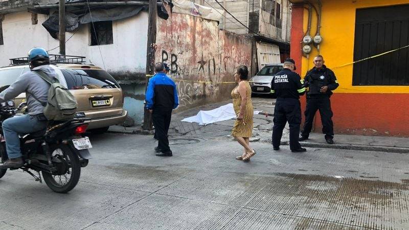 Asaltante y pasajero mueren en un intento de robo fallido en Edomex