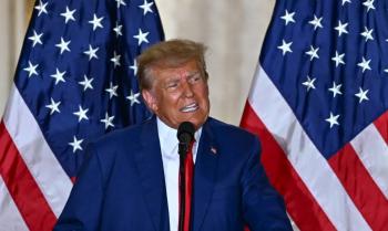 Trump califica su inculpaci&oacute;n de 
