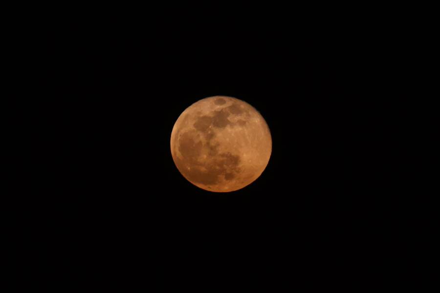 Luna rosa de abril en su m&aacute;ximo esplendor este jueves 6 de abril