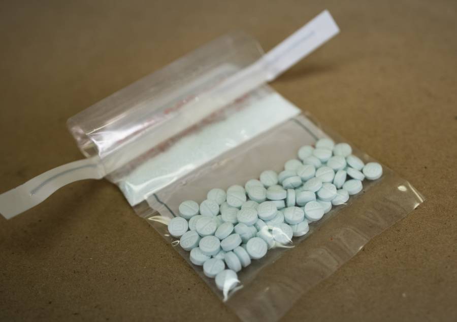 Estados Unidos debe enfrentar sus problemas con el fentanilo, dice Ministerio chino