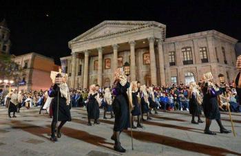 Procesi&oacute;n del Silencio deslumbra en su 70 aniversario