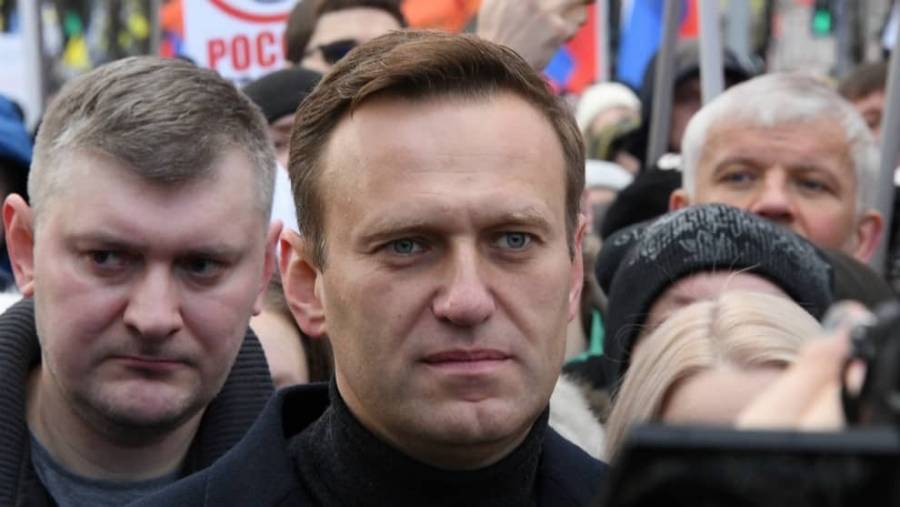 Encarcelado opositor ruso Navalni está enfermo y sin atención médica, según su abogado