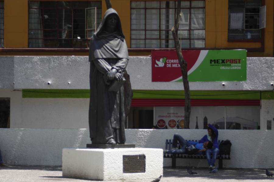 Sandra Cuevas anuncia remodelación de la Plaza Giordano Bruno tras desalojo de migrantes