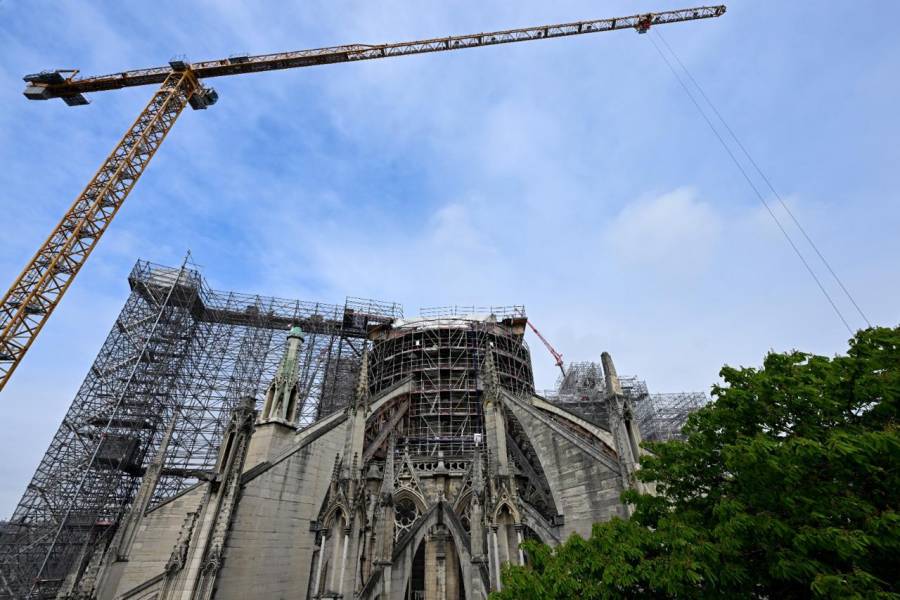 Justicia francesa investiga contaminación por plomo tras incendio de Notre-Dame