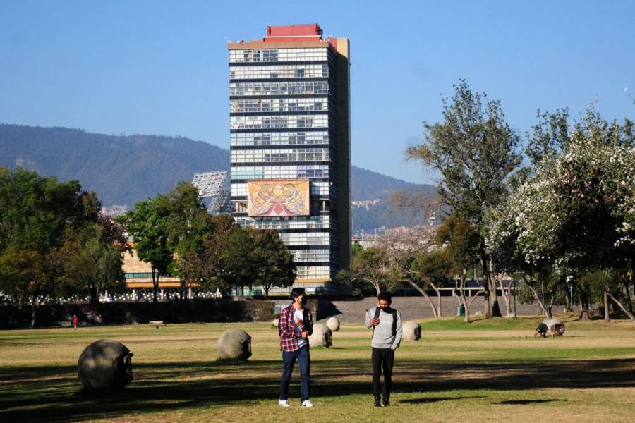 UNAM mantendrá Beca Elisa Acuña con recursos propios