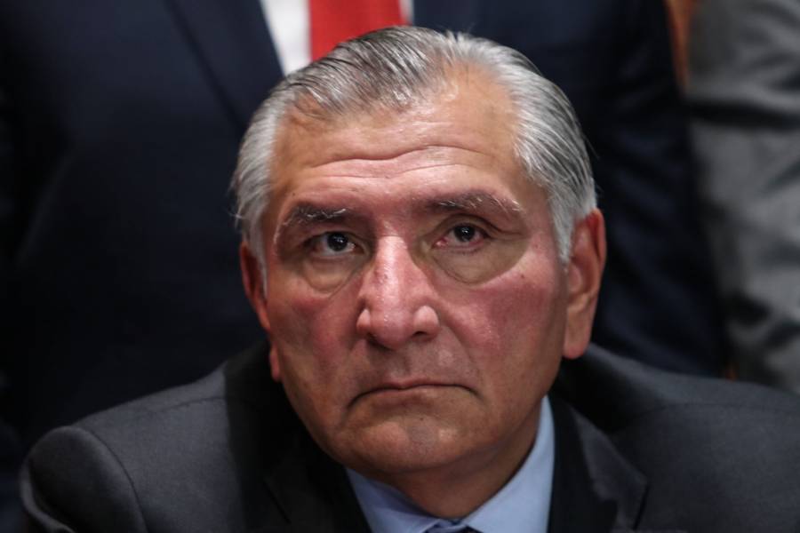 Adán Augusto califica al INAI de “lastre burocrático” y comisionados piden que conozca el trabajo del organismo