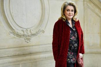 Catherine Deneuve, emblema de la 76a edici&oacute;n del festival de Cannes