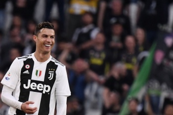Piden deportaci&oacute;n de CR7 ante gesto “inmoral” durante partido entre el Al Nassr y el Al Hilal
