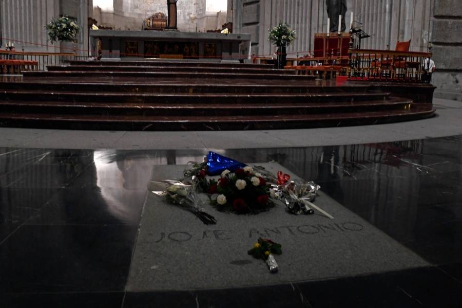 Tras Franco, España exhumará al fundador de la Falange, Primo de Rivera