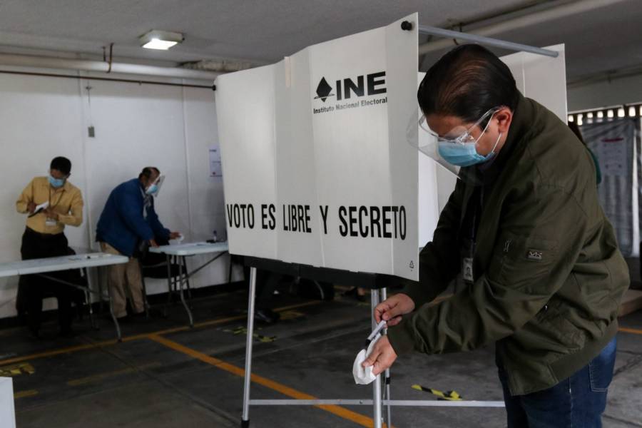 INE busca voto presencial de mexicanos en el extranjero para elecciones de Coahuila y Edomex