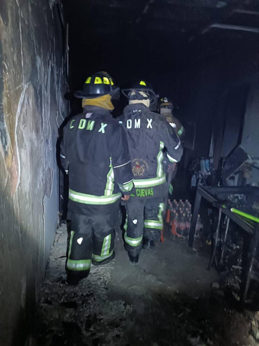 Incendio en Coyoacán deja dos personas muertas