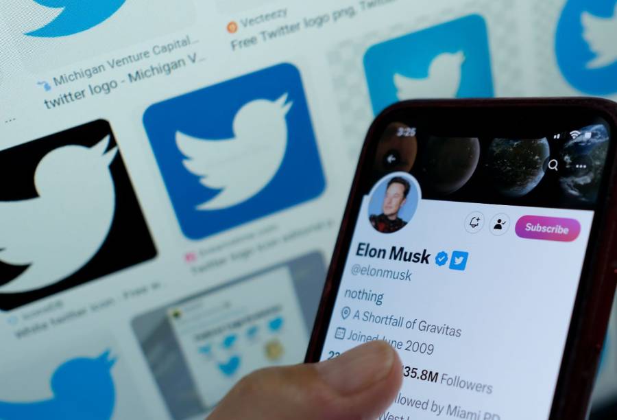 Twitter restablece insignia azul para algunos medios y celebridades