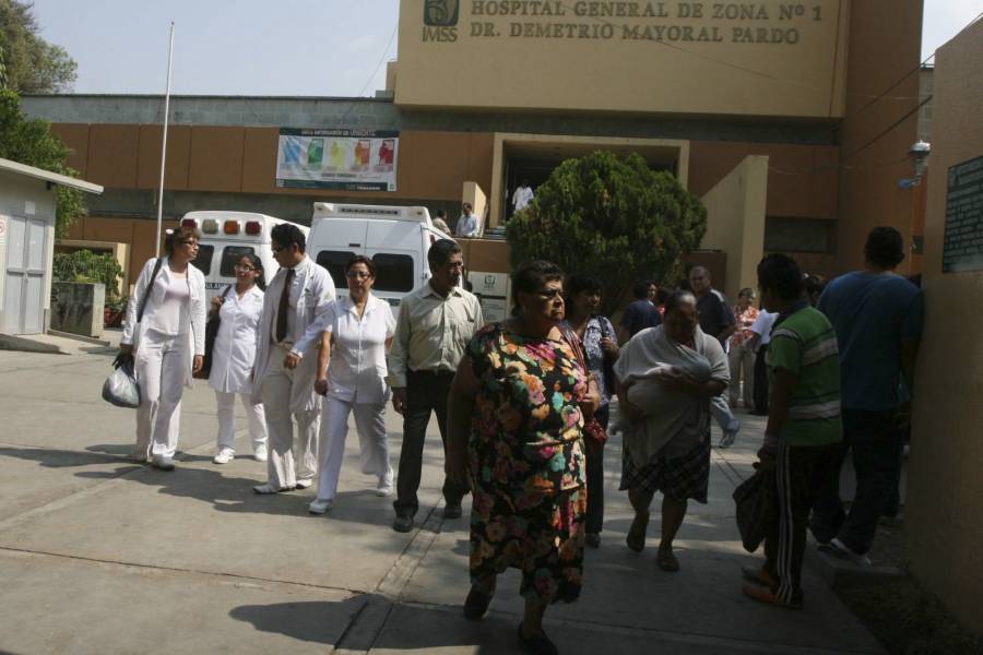 Lanza IMSS convocatoria a 29 mil 710 médicos jubilados para laborar en IMSS-Bienestar