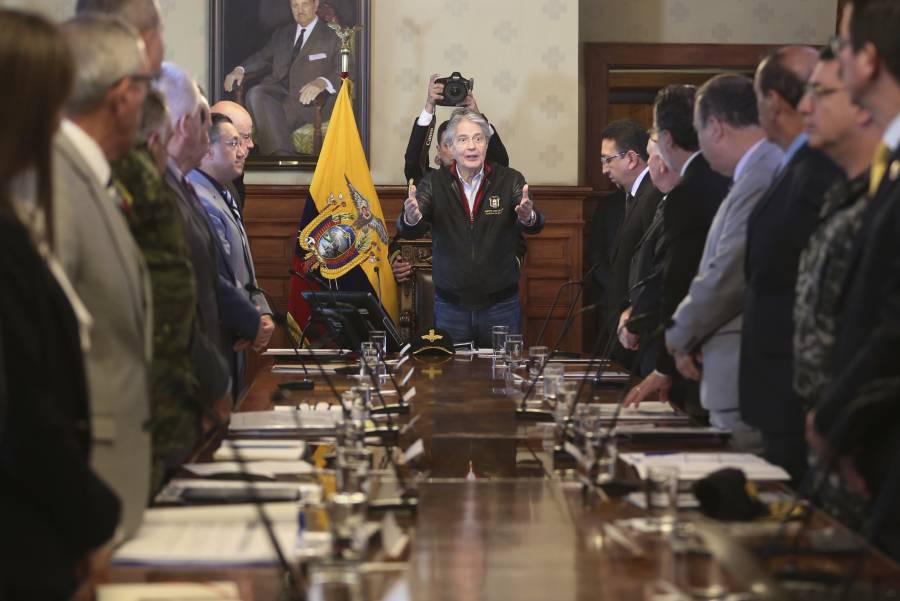 Ecuador declara terroristas a grupos criminales por amenazar al Estado