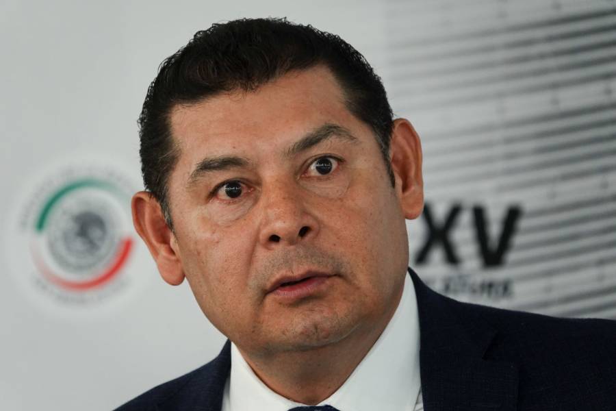 Alejandro Armenta retira iniciativa para extinguir al INAI