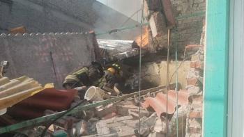 Explosión en inmueble de Iztapalapa tras fuga de gas