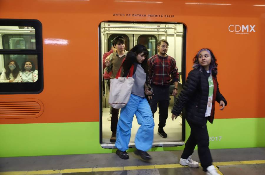 Metro extenderá su horario por concierto de Rosalía