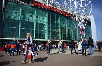 Candidatos a comprar el Manchester United hicieron sus terceras ofertas