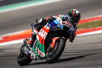 Alex Rins, el piloto espa&ntilde;ol reci&eacute;n llegado al equipo Honda, sorprendi&oacute; a todos con su brillante desempe&ntilde;o en el Gran Premio de las Am&eacute;ricas al obtener una gran victoria.