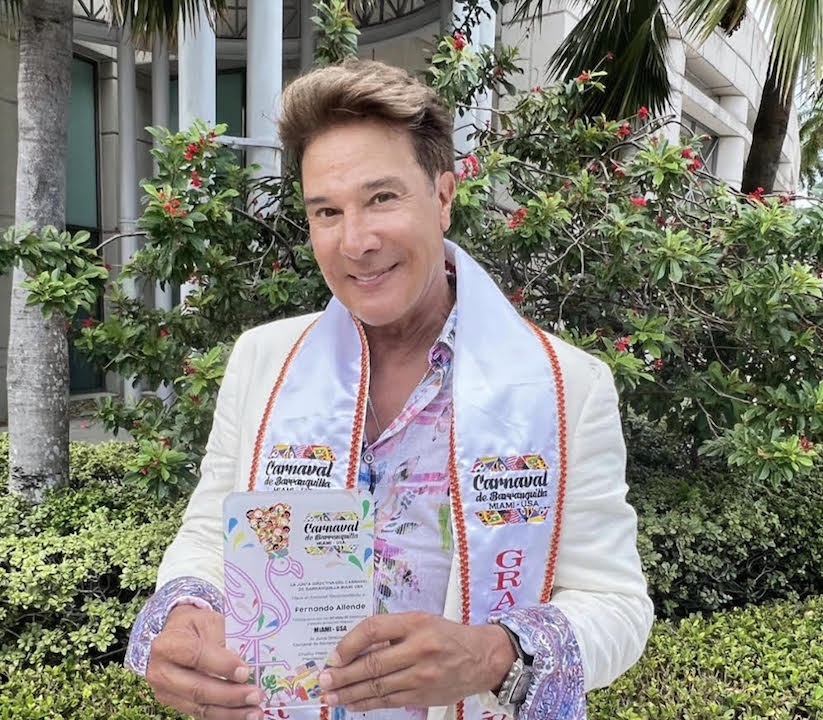 Fernando Allende es homenajeado en el Carnaval de Barranquilla de Miami
