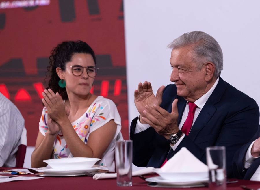 AMLO reconoce apoyo de trabajadores en lo que va de su sexenio