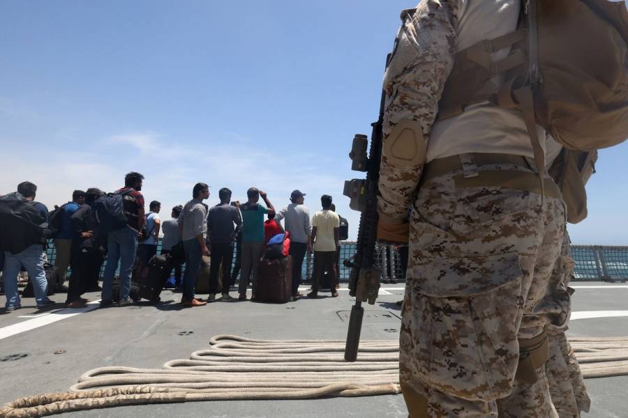 Más de 800 mil personas podrían huir de combates en Sudán: ONU
