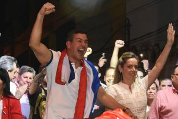 ¿Qui&eacute;n es Santiago Pe&ntilde;a? El presidente electo de Paraguay