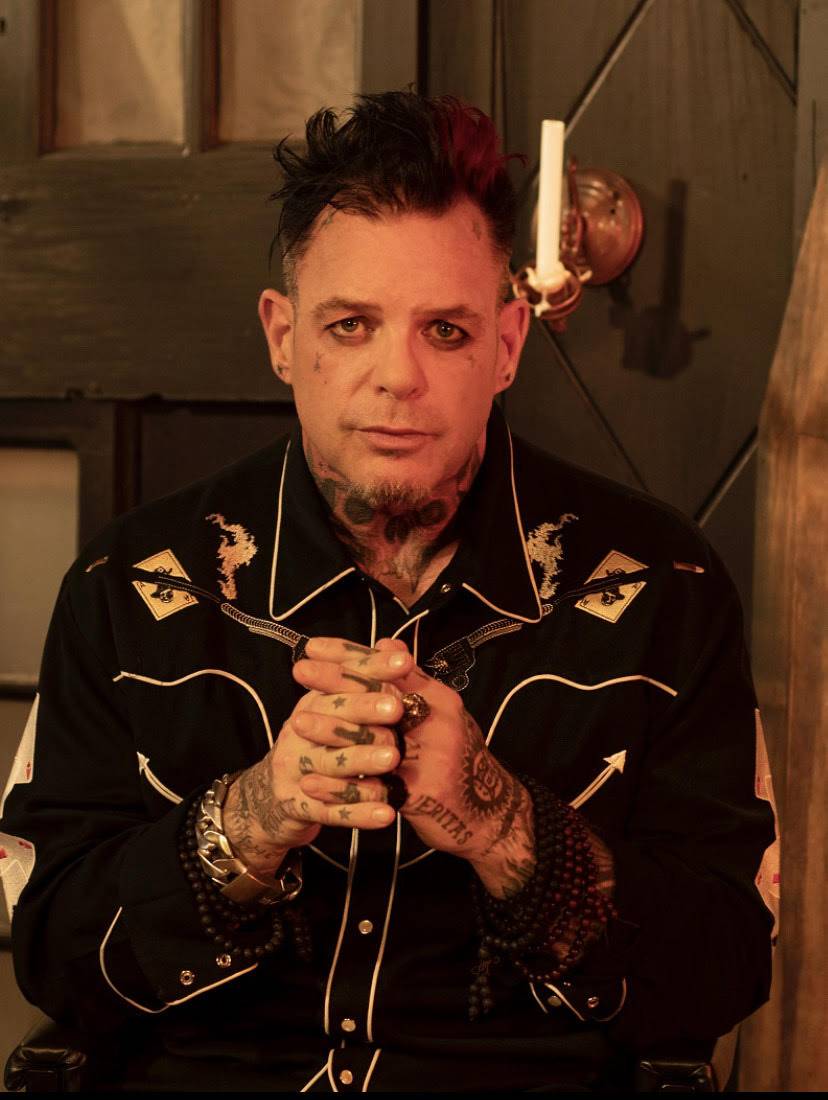 VAMPIRO ANUNCIA SU RETIRO DEFINITIVO DE LA LUCHA LIBRE Y SE ERIGE COMO DIRECTOR E INSTRUCTOR DE KRAV MAGA EN MÉXICO