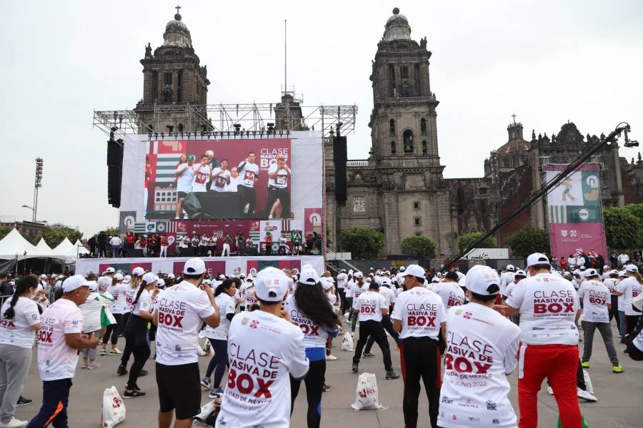 Anuncia Sheinbaum Clase Masiva de Box en CDMX